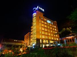 Crystal Hotel, hotel v destinaci Renai