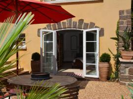 La Javanaise, Bed & Breakfast in Saint-Aygulf