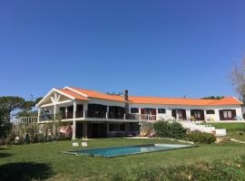 Elemental Ericeira, bed and breakfast en Ericeira