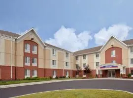 Candlewood Suites Kansas City, an IHG Hotel