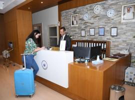 Continental Inn Hotel Al Farwaniya, hotell i Farwaniya i Kuwait