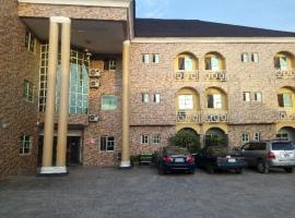 Miveth Hotel & Suits Ltd, hotel v destinaci Ekete