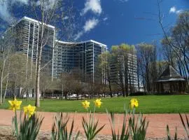 Manhattan on Glebe Park