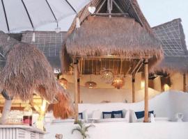 Gravity Eco Boutique Hotel - Adults Only, hotel in Uluwatu