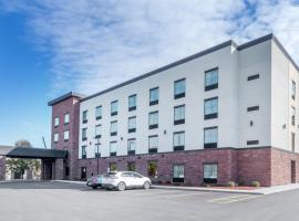 Cobblestone Hotel & Suites - Janesville, hotel in Janesville