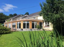 Llanerchindda Farm Guest House, nakvynės su pusryčiais namai mieste Cynghordy