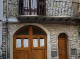 Basicò un balcone sul mare-Casa I CARRUGGI- Case vacanza Sicilia&Toscana-, hotel v destinaci Basicò
