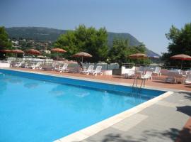 Villaggio Marina Del Capo Capo Vaticano, parc de vacanță din Ricadi