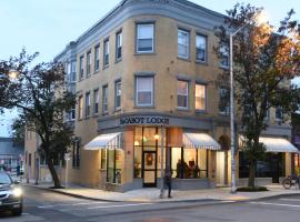 The Cabot Lodge, accessible hotel in Beverly