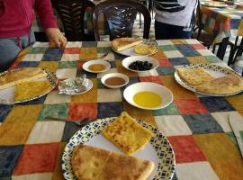 Gite Eden el ghali, hotel v destinaci Aït Ourir