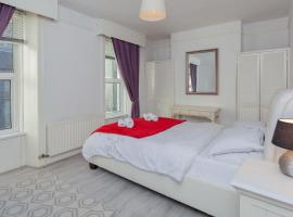 Windsor House: Derry Londonderry şehrinde bir otel