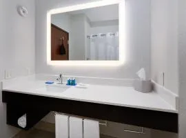 Holiday Inn Express & Suites Dallas - Duncanville by IHG