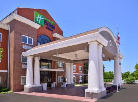 Holiday Inn Express Hotel & Suites Elgin, an IHG Hotel, hotel met parkeren in Elgin