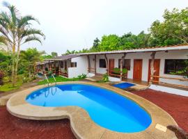 Hotel Twin Galápagos, khách sạn ở Puerto Ayora