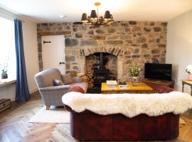 Dandaleith Cottage No.1, holiday home in Craigellachie