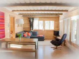 Cottage Harmaa at Niemi-Kapee