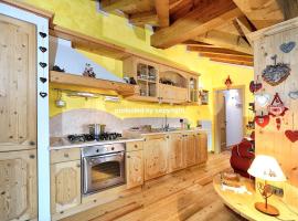 Luxury Exclusive Attic, luxury hotel in Pinzolo