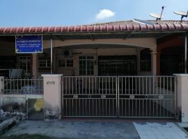 Syaqisya Homestay 3: Seri Manjung şehrinde bir kendin pişir kendin ye tesisi