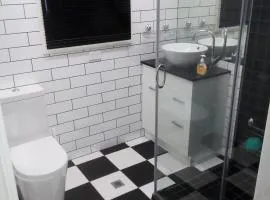 Cartledge ave home stay workers accomodation