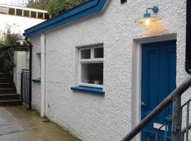 Ballycastle Town Centre Apartment, hotel in Ballycastle