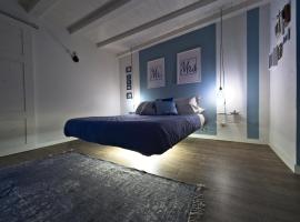 Light Blue Lake Aria, Hotel in Argegno