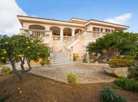 Casa Can Pou, Hotel in Cala Millor
