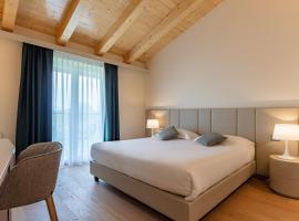 Leonardo Hotel Lago di Garda - Wellness and Spa, хотел в Лацизе