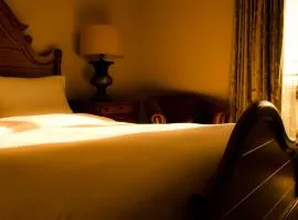 Newbury Hotel