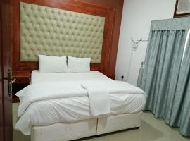 Discovery Furnished Apartments (Al-Amerat), hotel v destinaci Sayḩ adh Dhabi