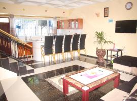 Lucky Sea Breeze Villa, vacation home in Mombasa