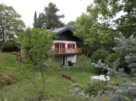 Chalet les airelles, hotel with parking in Labaroche