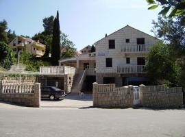 Villa Radovic, rumah tamu di Cavtat