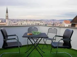 ORA-PRN,cosy apartment in the city center