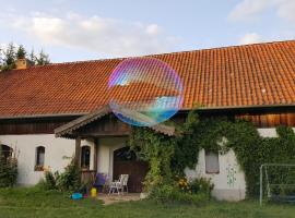 Jabłkowo- gospodarstwo agroturystyczne na skraju Puszczy Boreckiej, cottage in Jabłonowo