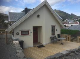 Astabrygga, villa in Sørvågen