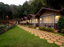 Gokarn에 위치한 리조트 Stone Wood Nature Resort, Gokarna