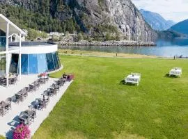 Valldal Fjordhotell - by Classic Norway Hotels