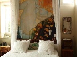 Villa Magnolia Parc - adults only, bed and breakfast en Montélimar