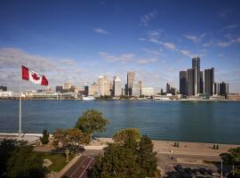 Holiday Inn Express Windsor Waterfront by IHG: Windsor şehrinde bir otel