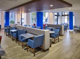 Holiday Inn Express Windsor Waterfront by IHG, khách sạn ở Windsor