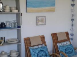 Vlei Studio, hotel near Stony Point, Bettyʼs Bay