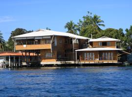 M&M's Residencias, hotel u gradu 'Bocas del Toro'