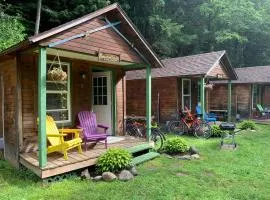 Pine Crest Motel & Cabins