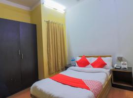 Hotel Square, Hotel in Nawākot