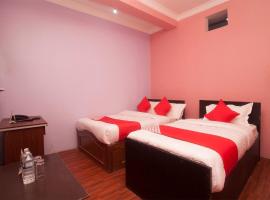 Hotel Atlas, hotel en Parāsi