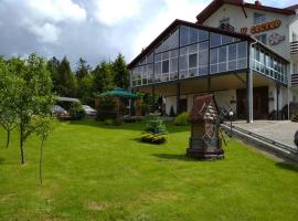 Guest House U Sester, hotel in Skhidnitsa