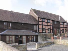 Alders View Coach House, cottage in Craven Arms