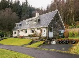 Glenfinglas Dam Cottage