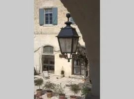 Ancienne Abbaye de Franquevaux Camargue