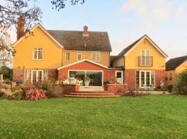 Newmans Lodge, hotel with parking in Lavenham
